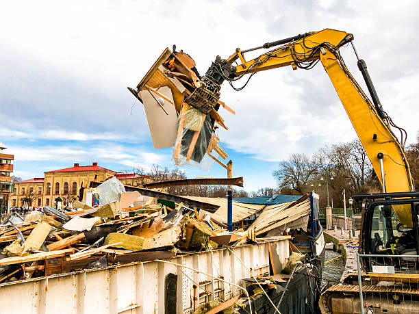 Best Yard Waste Removal  in Jenison, MI